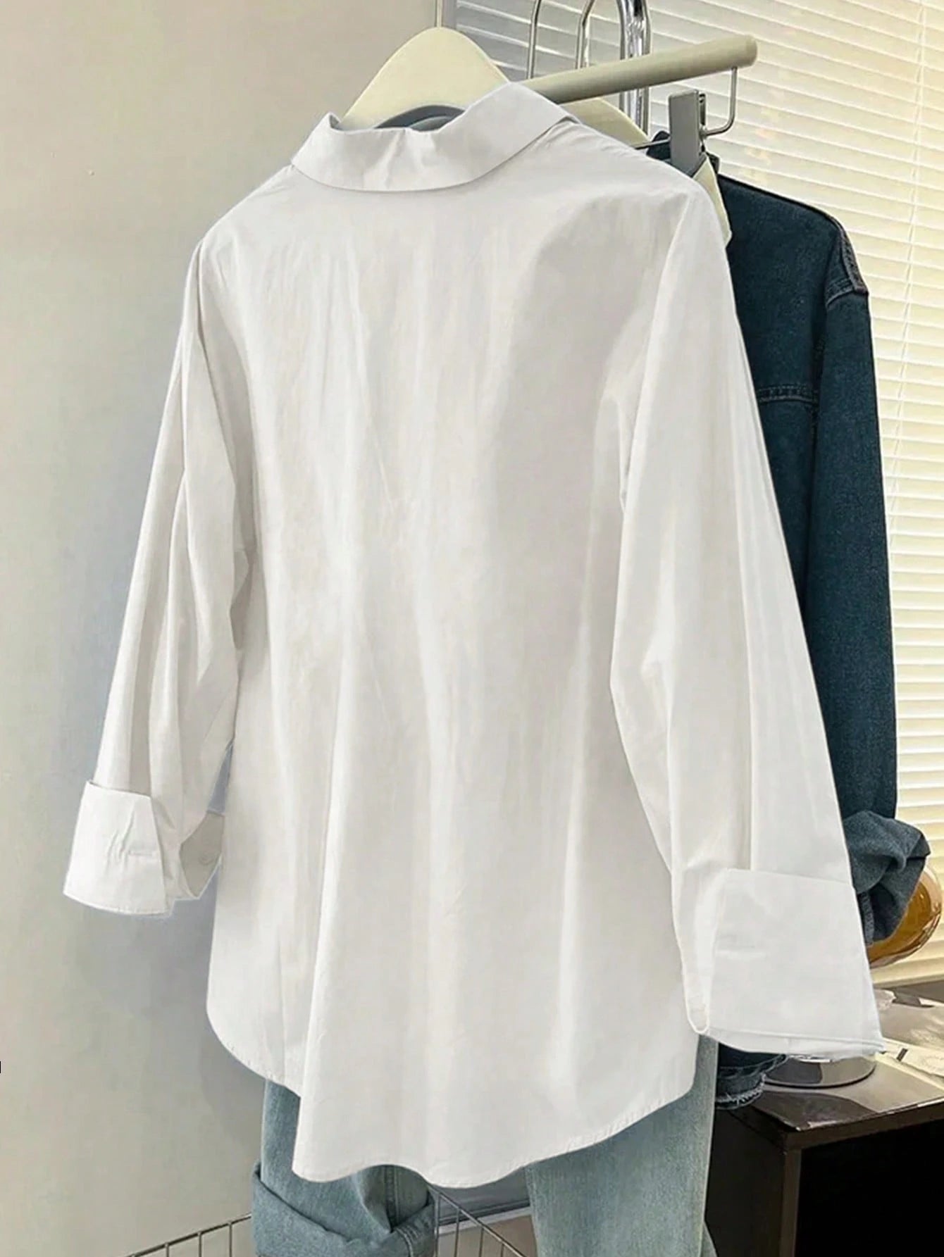 CHIC SOLID BLOUSE