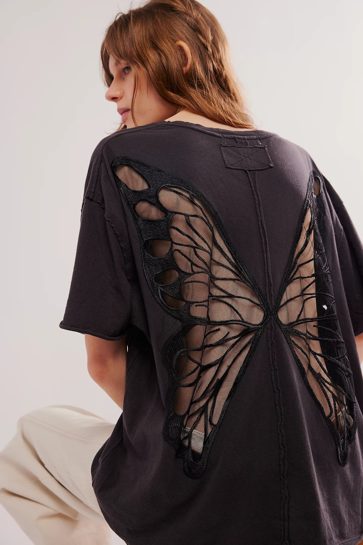 BUTTERFLY T-SHIRT