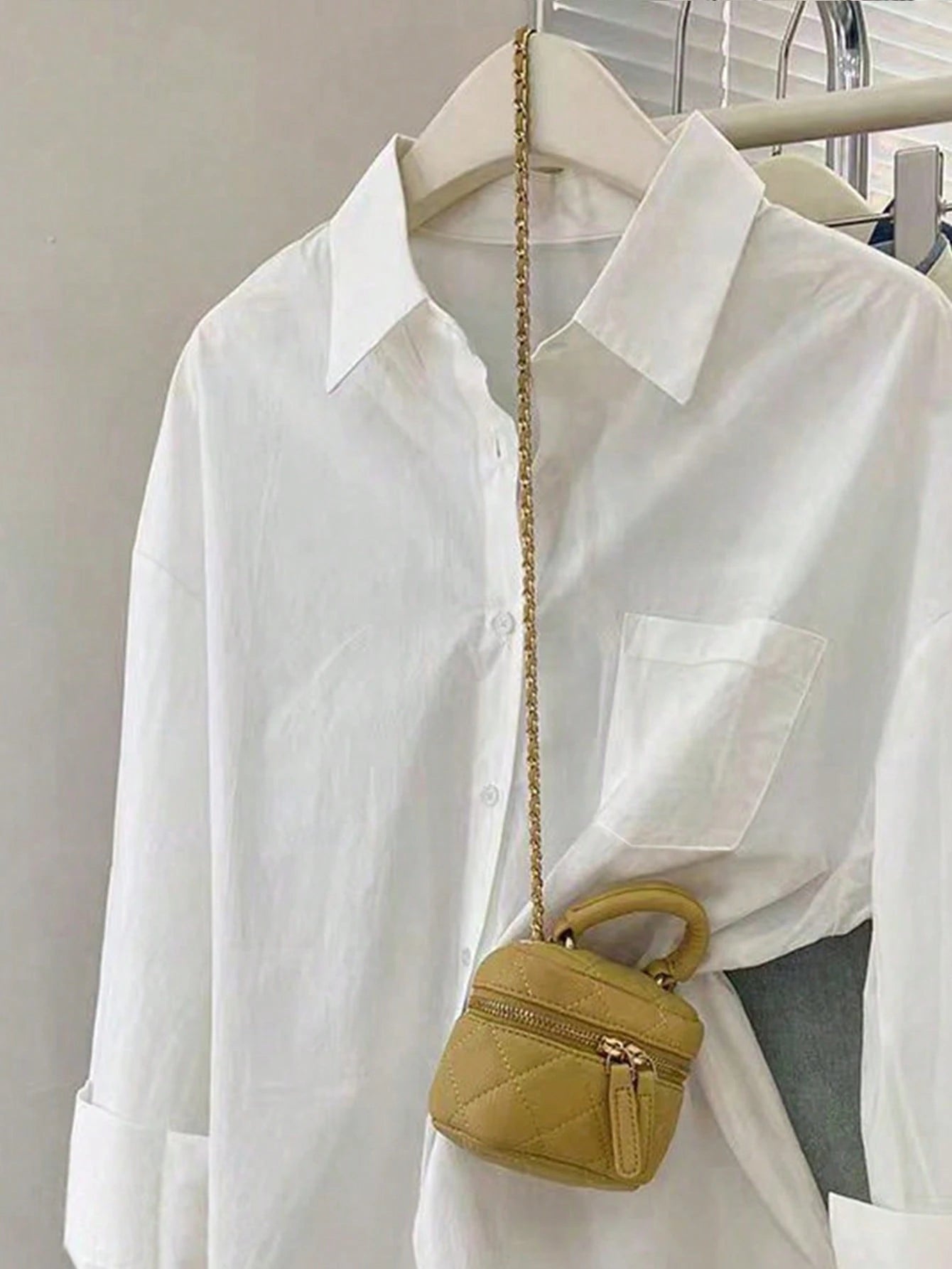 CHIC SOLID BLOUSE